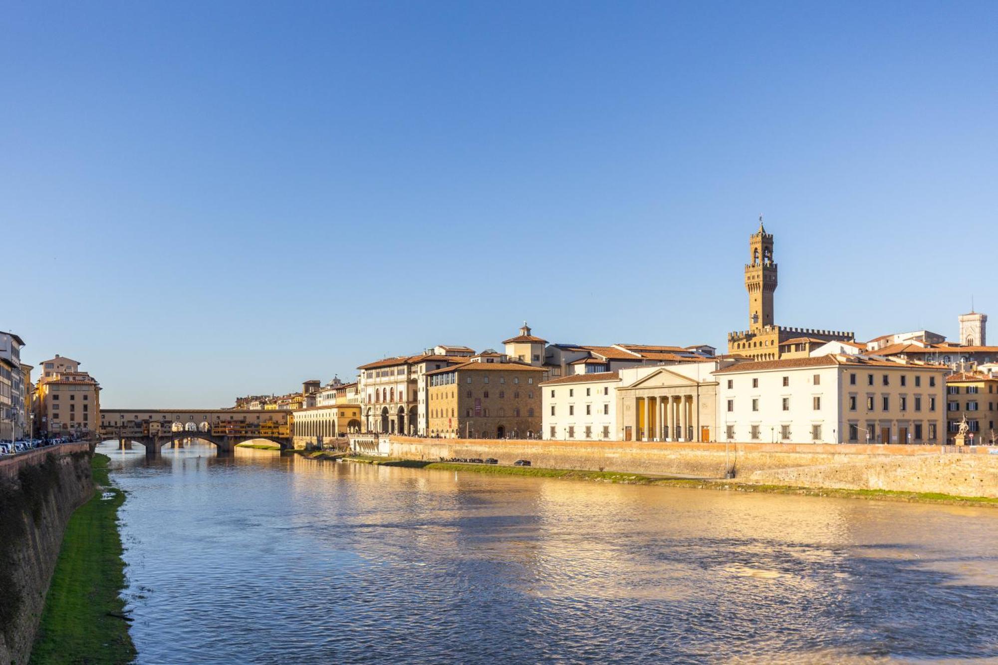 Appartamento Panoramic 5 Min Ponte Vecchio And Center